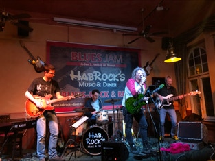 Habrocks's Music & Diner - Band